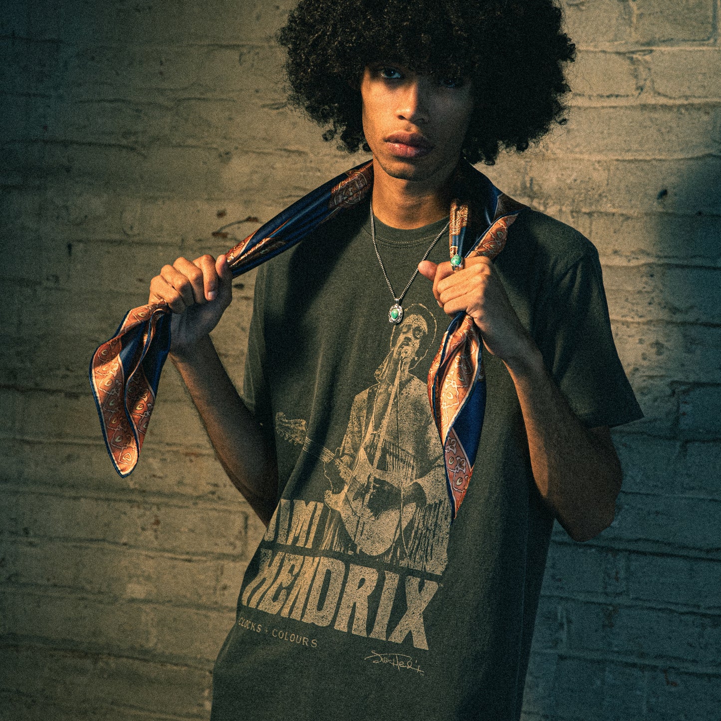 Hendrix™ Vintage Tee x Vintage Black